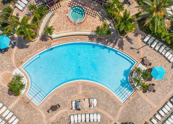 Vista Cay Resort By Millenium At Universal Blvd.