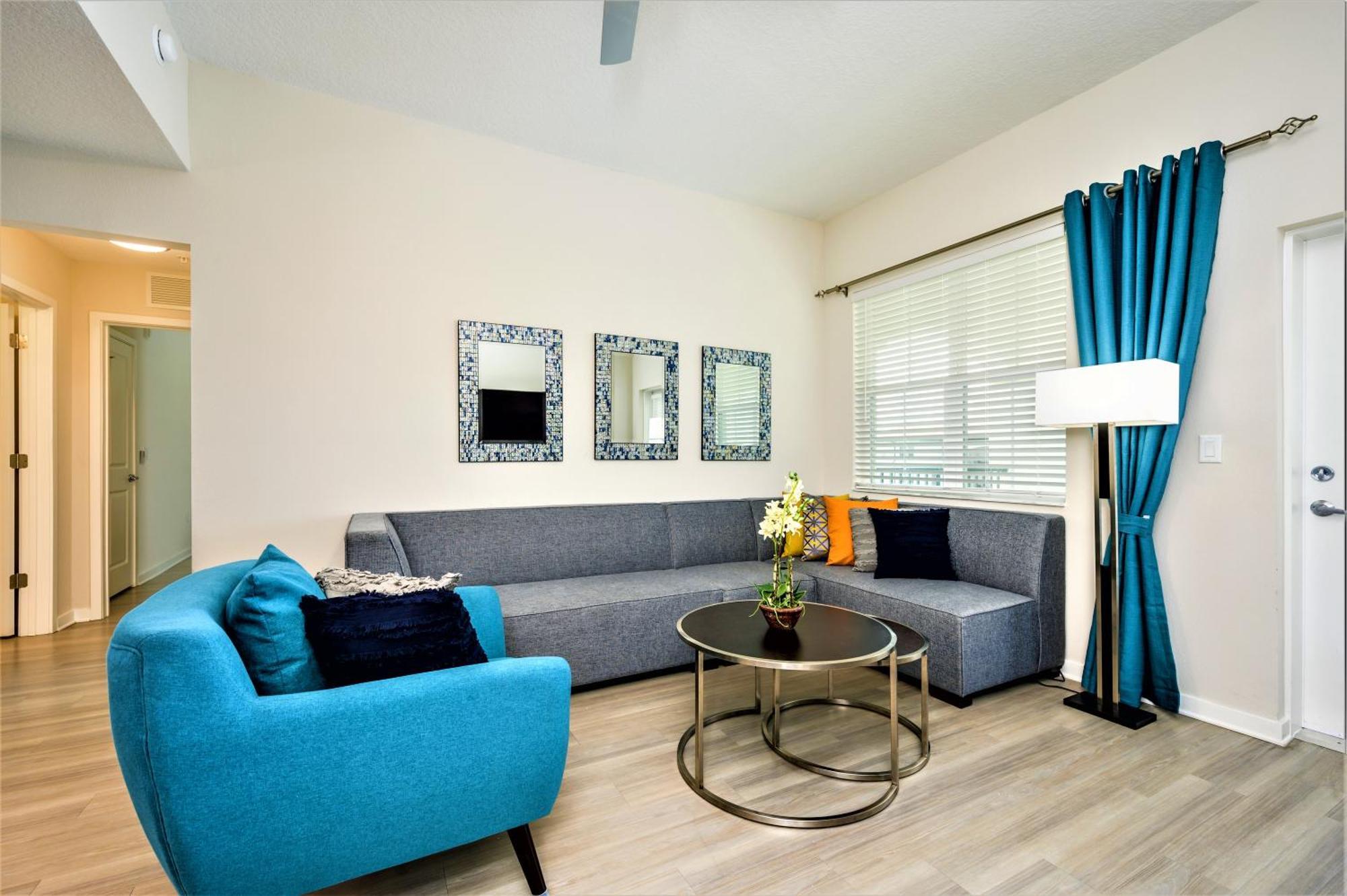 Resort Vista Cay By Millenium At Universal Blvd.